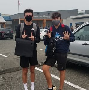 Meet your Posher, Mae-claire